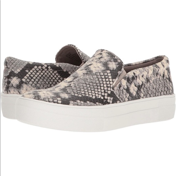 ♦️SOLD♦️Steve Madden Snakeskin Slip-On Sneaker - Picture 6 of 15